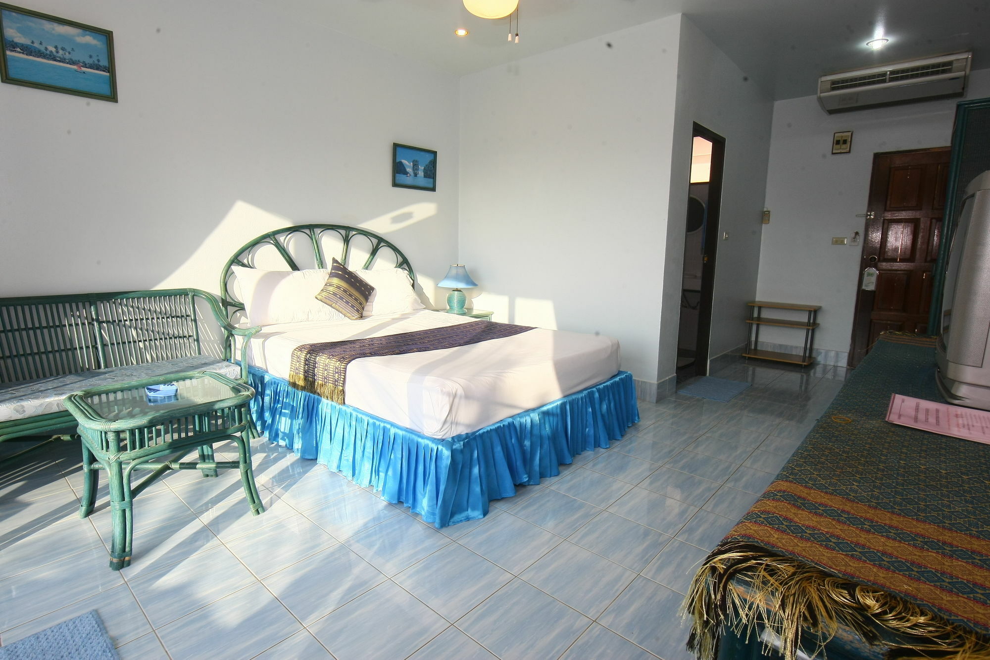 Patong Sunbeach Mansion エクステリア 写真